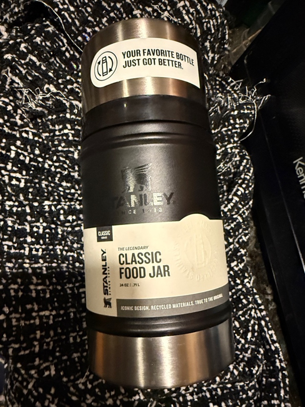 Stanley Classic Food Jar in Matte Black with Stainless Accents new 24 oz